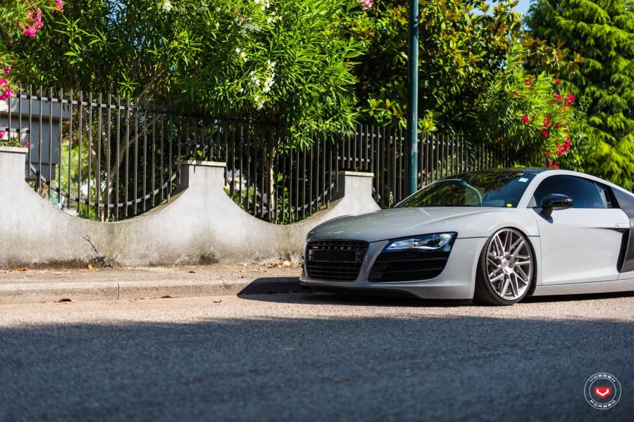 Детали экстерьера Audi R8 on Vossen Wheels (VPS-314T) 2017 года  (фото 8 из 20)